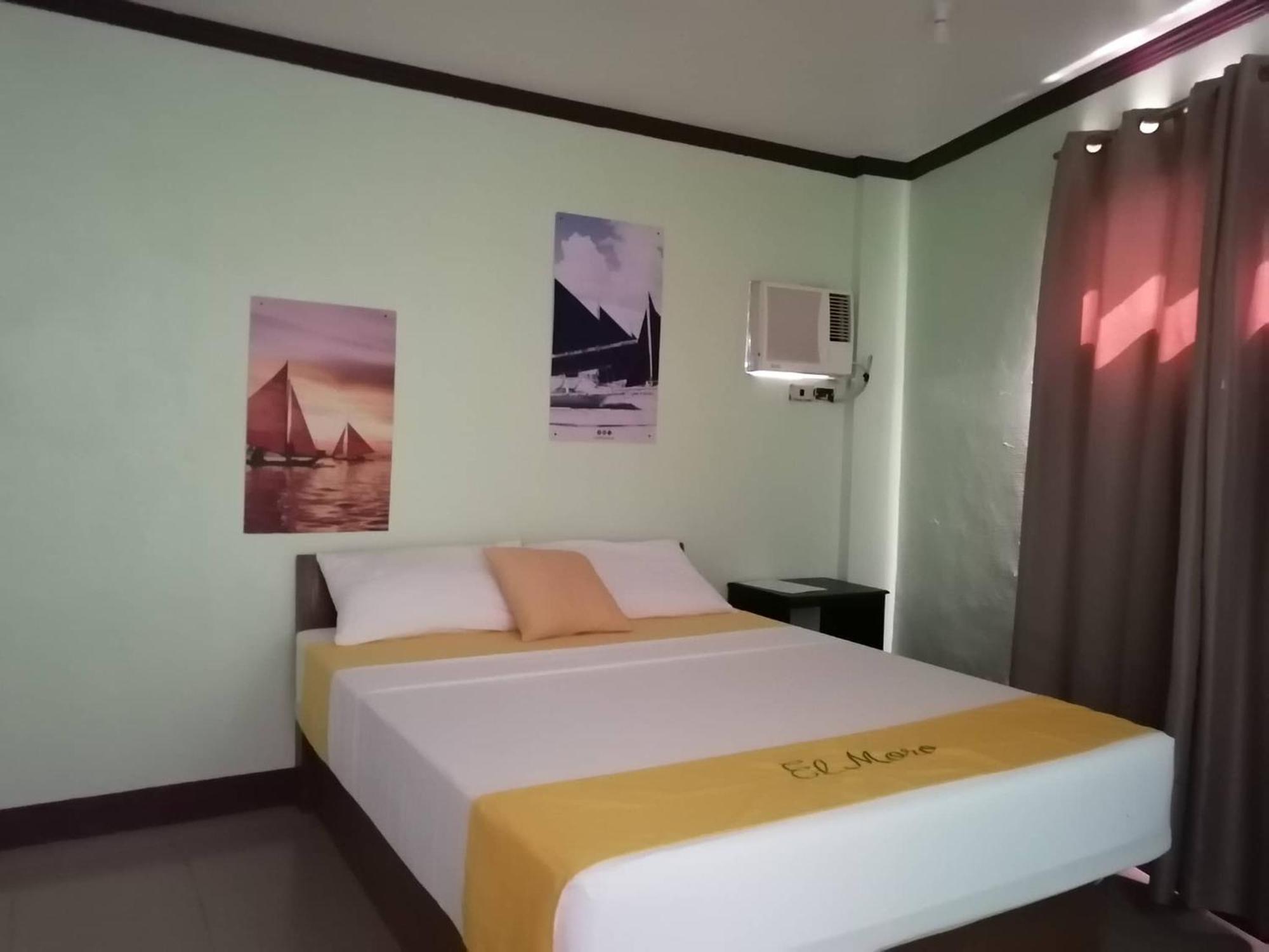 El Moro Beach Resort (Adults Only) Balabag  Exteriör bild